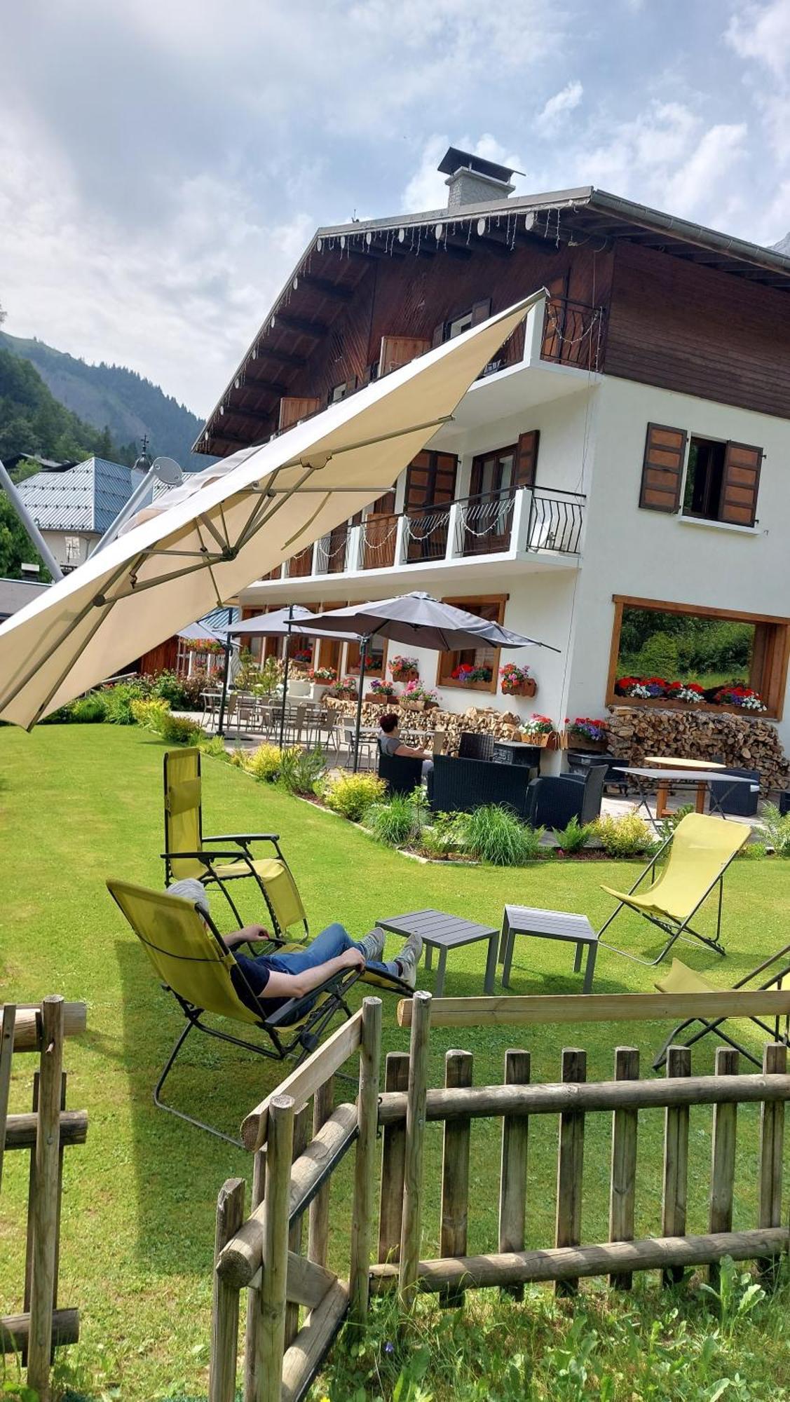 Hotel Flor'Alpes La Giettaz Exterior photo